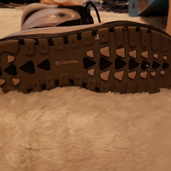 Boot - Picture 3 of 4